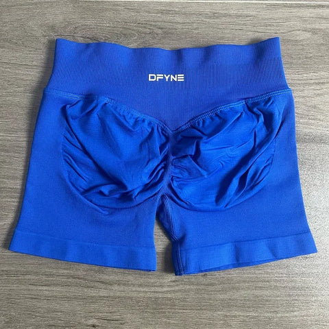 Impact Shorts with Logo 4.5'' Low Waist Seamless Yoga Shorts Scrunch Bum Gym Shorts Workout Biker Short Stretch Fitness Short