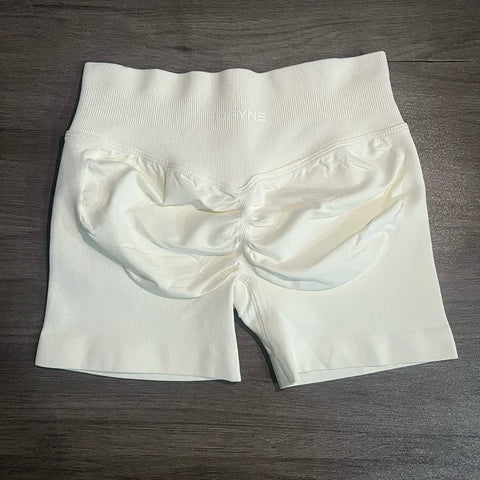 Impact Shorts with Logo 4.5'' Low Waist Seamless Yoga Shorts Scrunch Bum Gym Shorts Workout Biker Short Stretch Fitness Short
