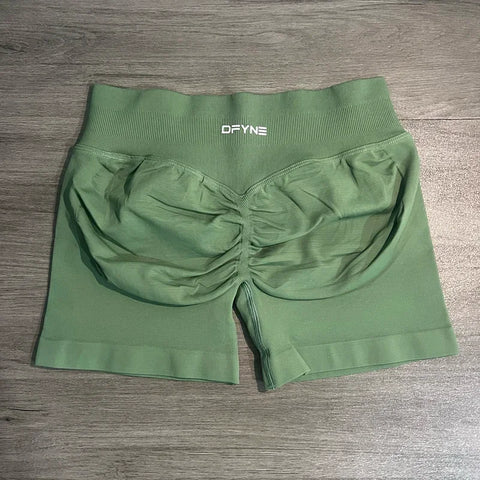 Impact Shorts with Logo 4.5'' Low Waist Seamless Yoga Shorts Scrunch Bum Gym Shorts Workout Biker Short Stretch Fitness Short