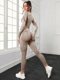 seamless-yoga-set-with-crop-top-high-waist-leggings-for-workouts