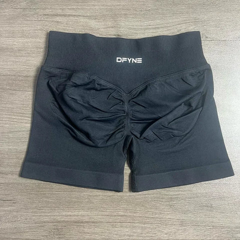 Impact Shorts with Logo 4.5'' Low Waist Seamless Yoga Shorts Scrunch Bum Gym Shorts Workout Biker Short Stretch Fitness Short