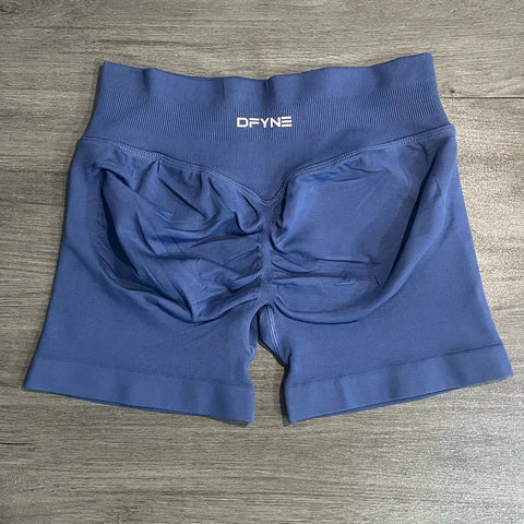 Impact Shorts with Logo 4.5'' Low Waist Seamless Yoga Shorts Scrunch Bum Gym Shorts Workout Biker Short Stretch Fitness Short