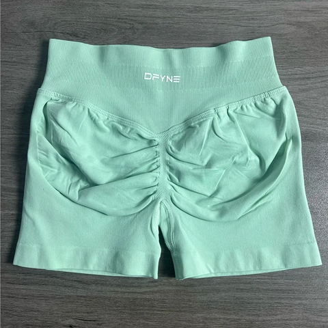 Impact Shorts with Logo 4.5'' Low Waist Seamless Yoga Shorts Scrunch Bum Gym Shorts Workout Biker Short Stretch Fitness Short