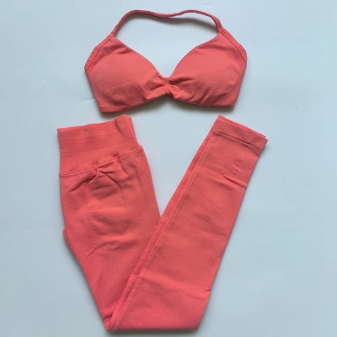 2 Pieces Seamless Impact Yoga Set Women Workout Scrunch Leggings Set Strappy Halter Sports Bra Fitness Gym Clothing Workout Set